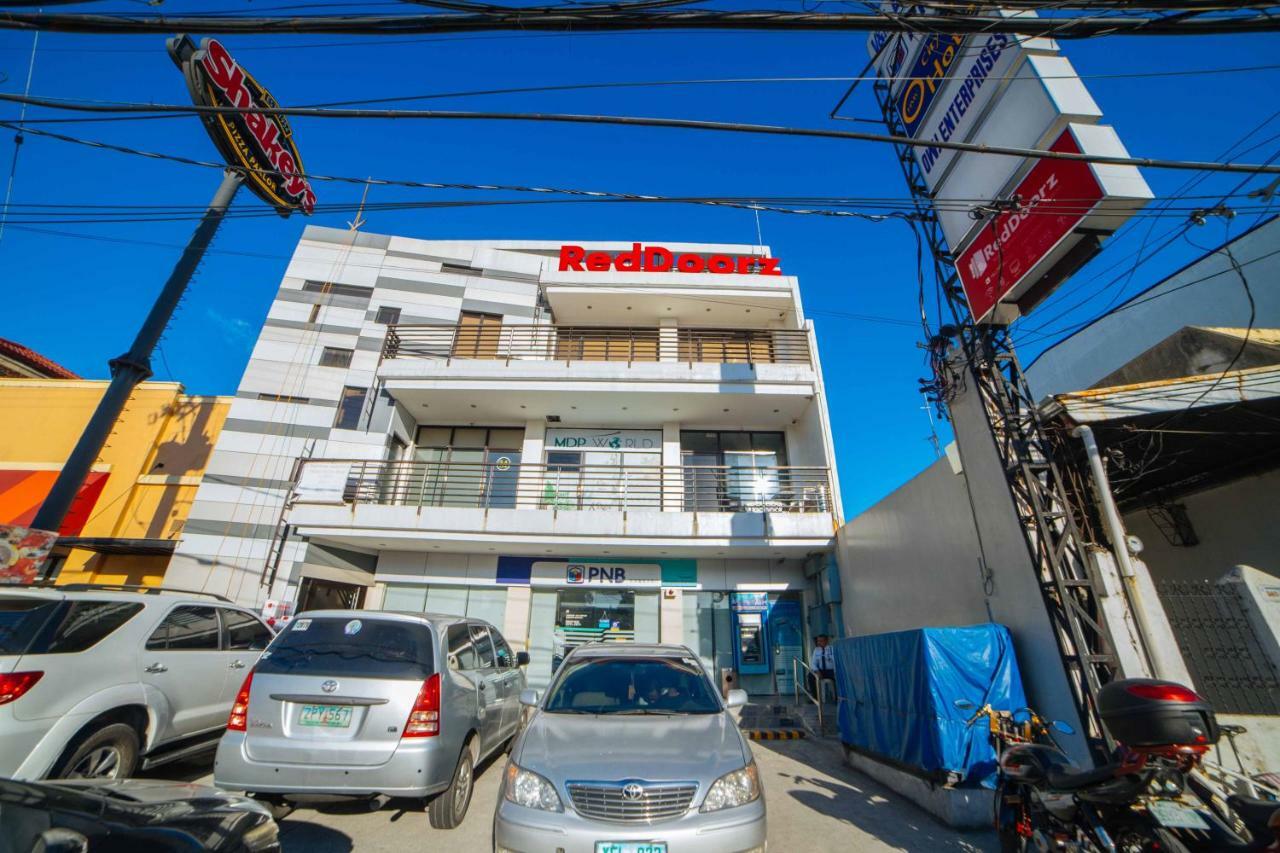 เรดดอร์ซ เนียร์ อังเคลิส ยูนิเวอร์ซิตี้ ฟาวเดชั่น Hotel อังเฮเลส ภายนอก รูปภาพ